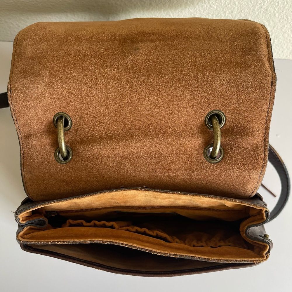 EUC Brown leather/faux fur crossbody bag. - Picture 4 of 5